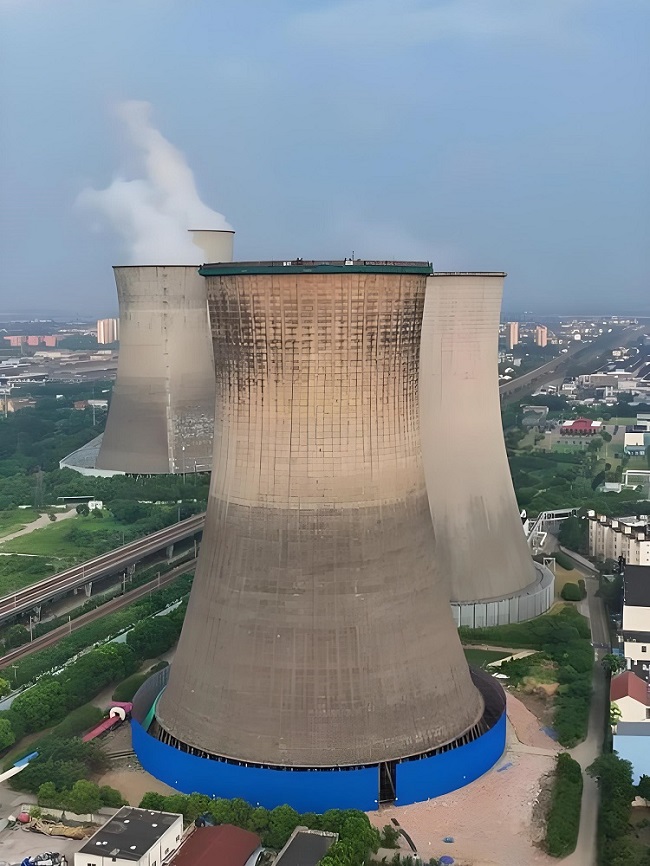 云南電廠冷卻塔拆除方案：如何安全、高效地實現(xiàn)拆除？